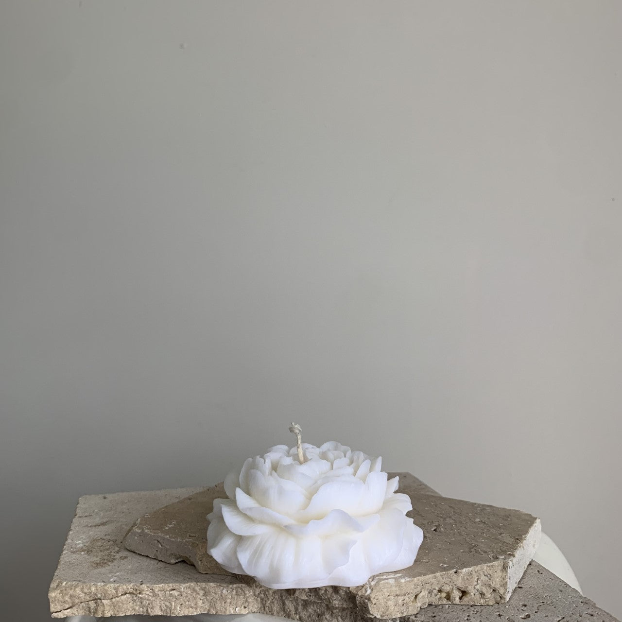 Peony flower candle